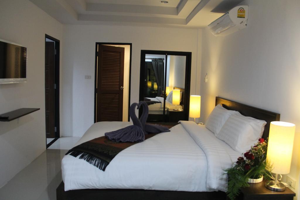 The Seashore Kamala Service Apartment Номер фото