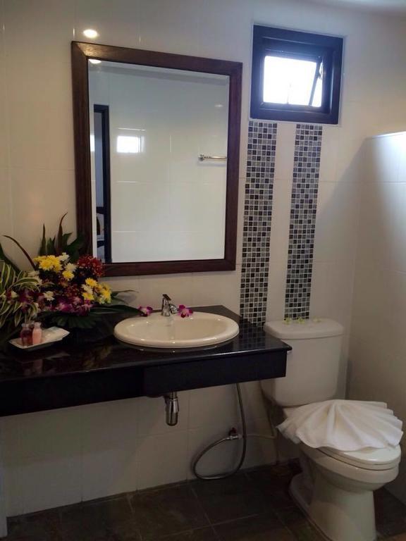 The Seashore Kamala Service Apartment Номер фото