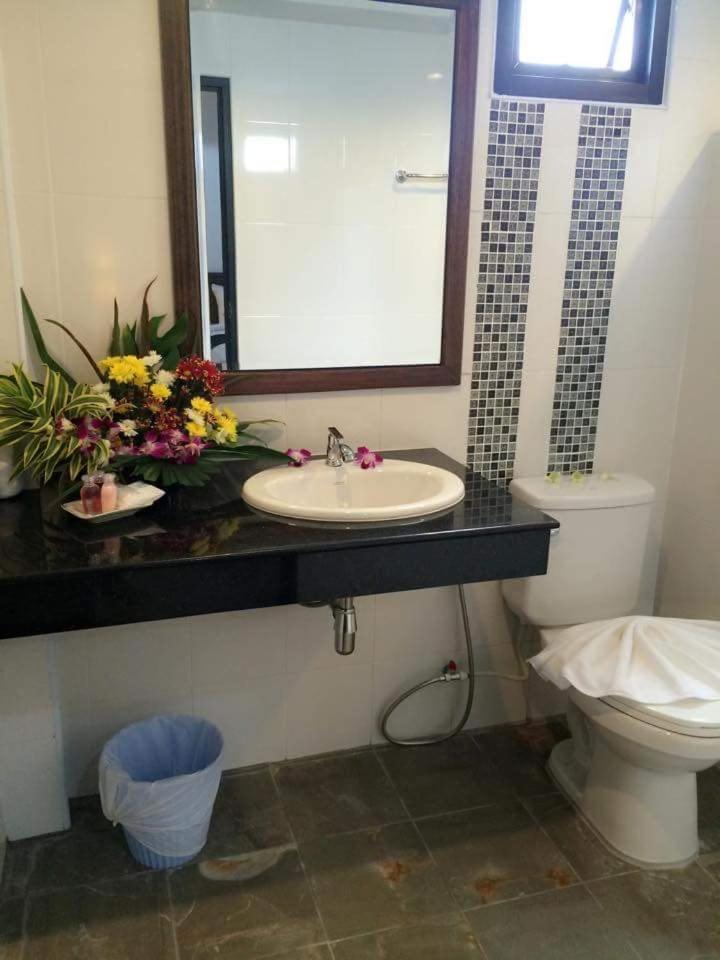 The Seashore Kamala Service Apartment Экстерьер фото