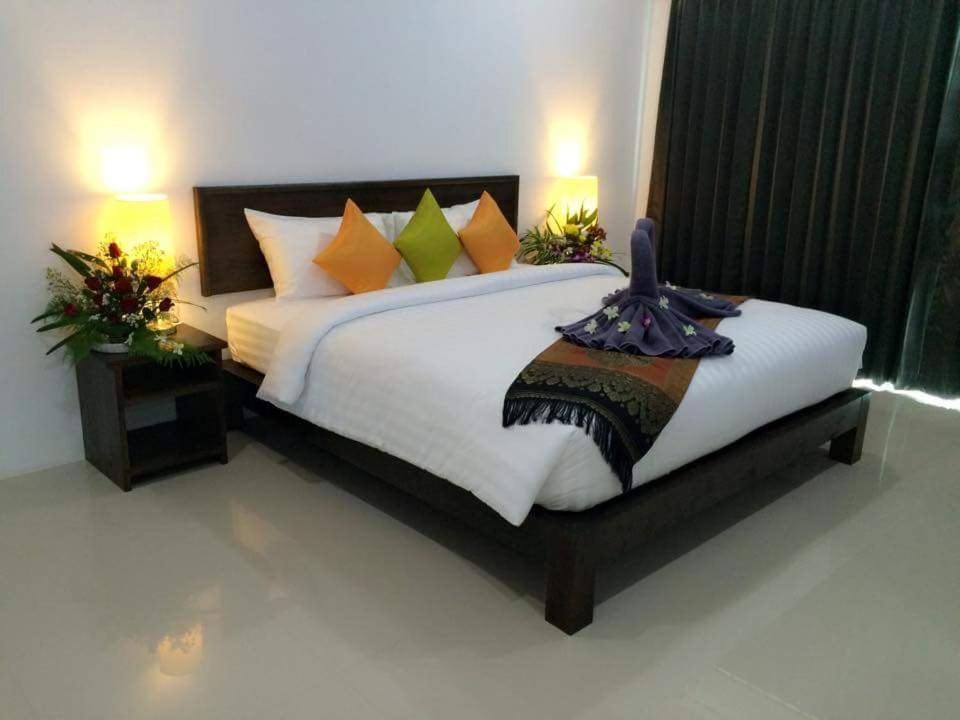 The Seashore Kamala Service Apartment Экстерьер фото