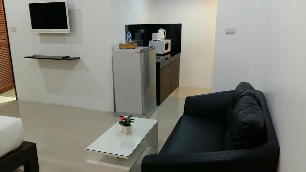 The Seashore Kamala Service Apartment Экстерьер фото